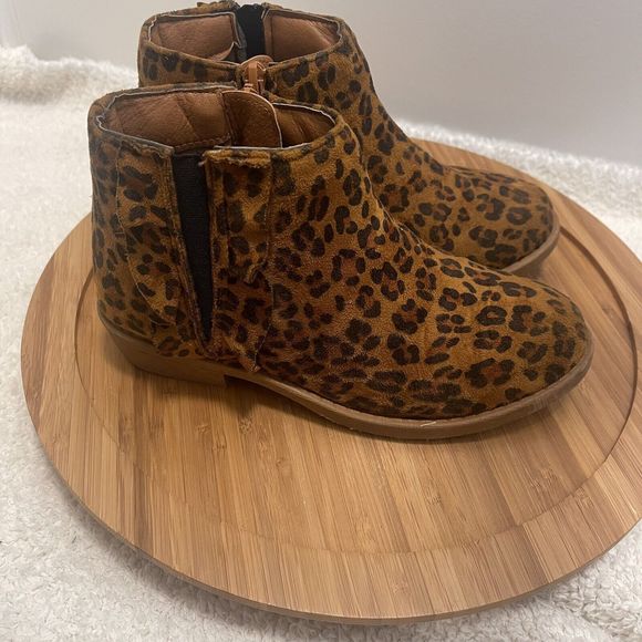 Other - FabKids Leopard Print Zip Up Boots Booties girls Size 2